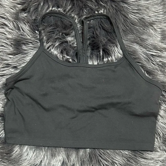 Offline by Aerie Hugger Recharge Least Support Black Sports Bra Sz M - Picture 2 of 5